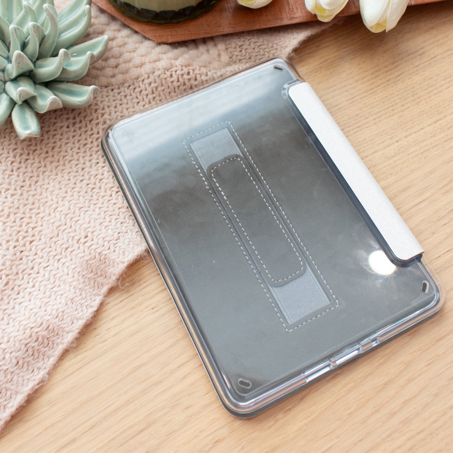 Do Not Disturb Pink Kindle Case