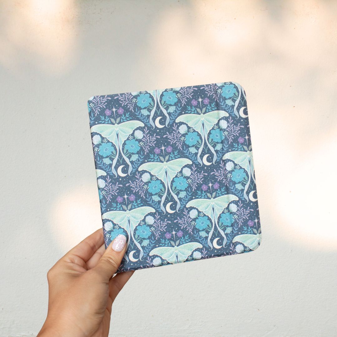 Moth Pattern Kobo Case