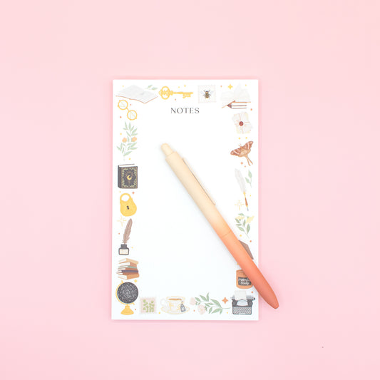 Light Academia - Notepad